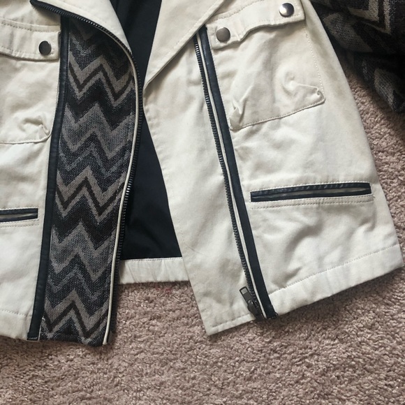 Aztec jacket - Picture 4 of 4